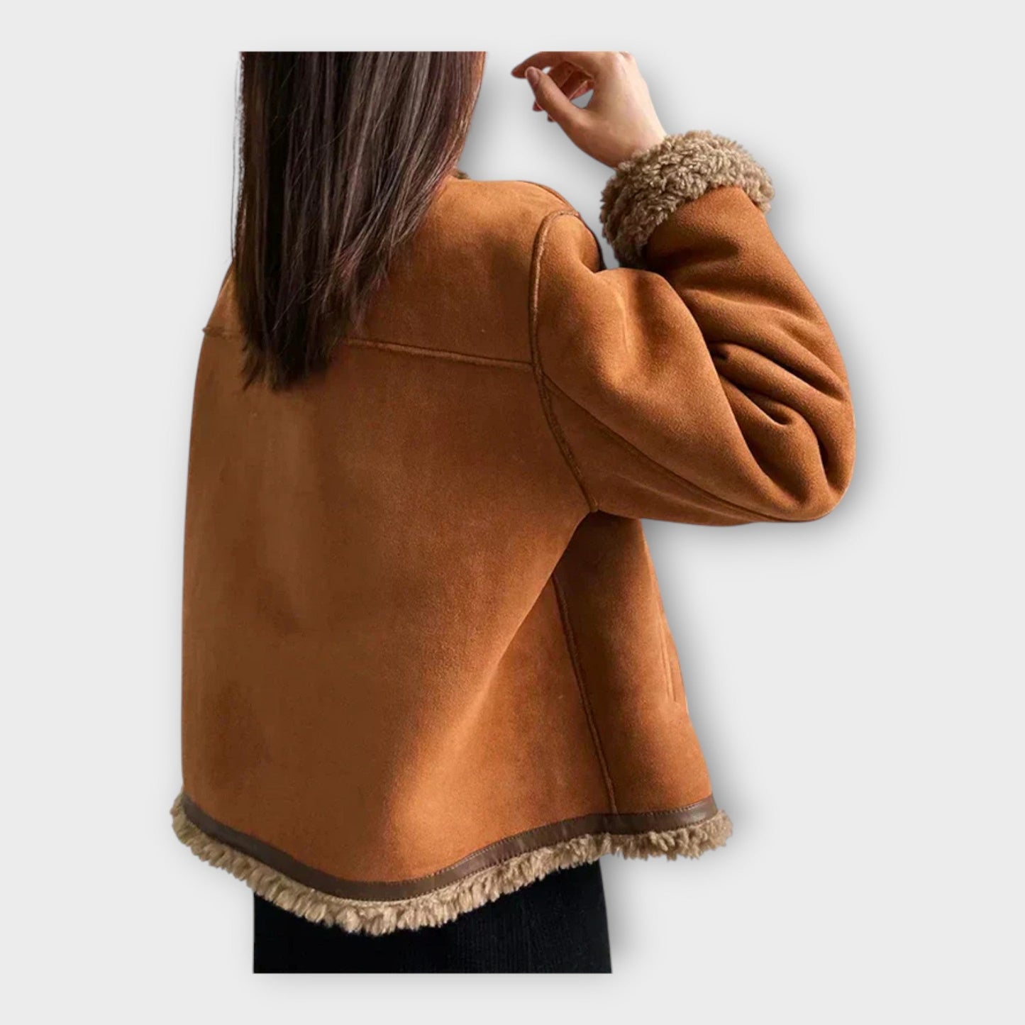 Elegant Leather Jacket with Warm Lining and Timeless Style