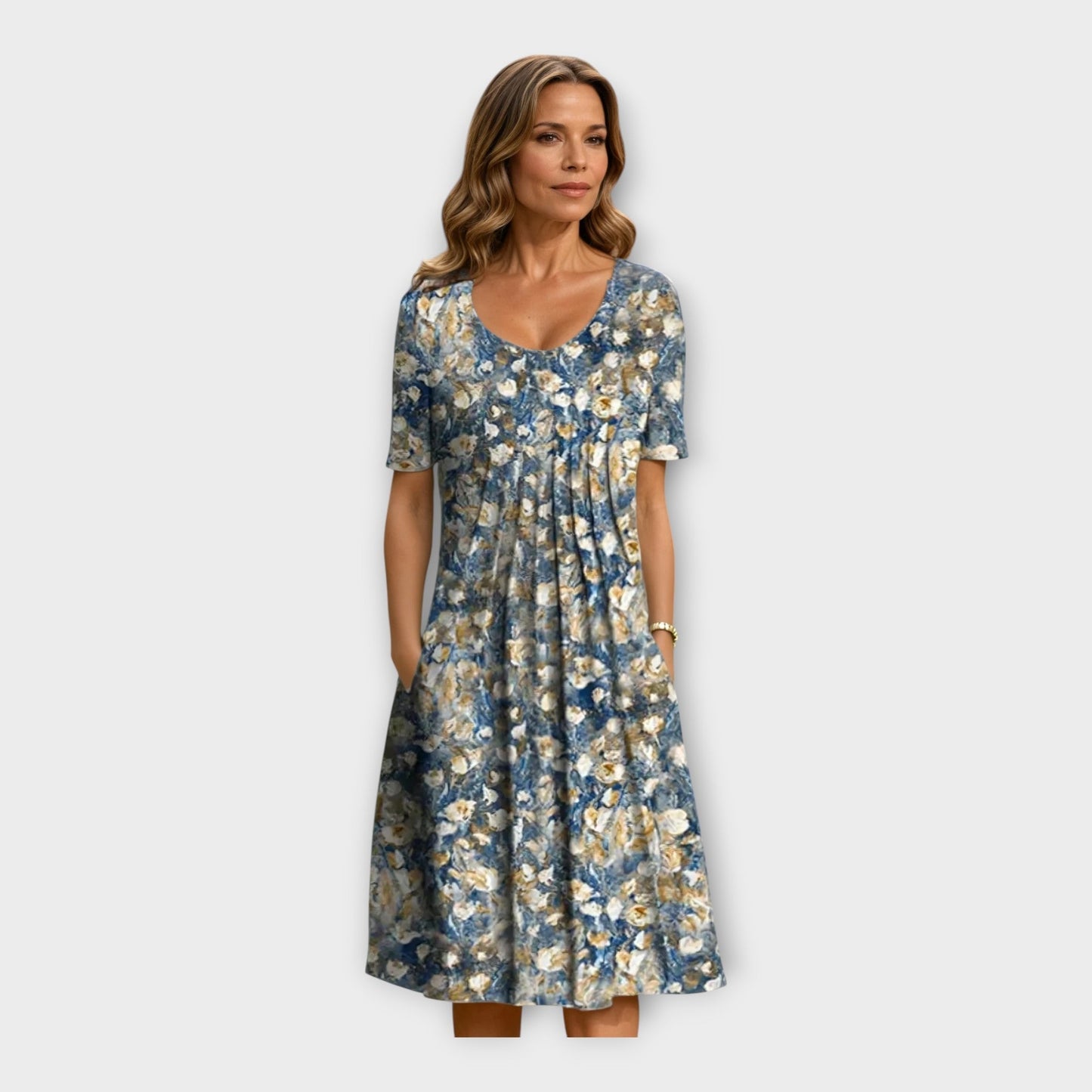 Dress with Floral Design and Short Sleeves