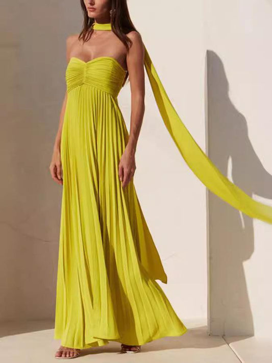 Simple Elegant Look Tube Dress with Pleats and Ribbon