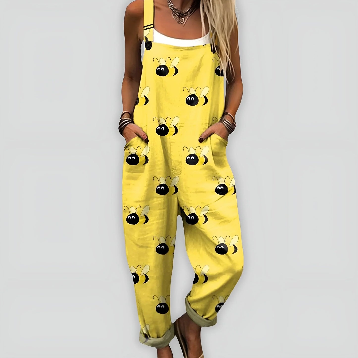 Comfortable and Stylish Overall with Relaxed Fit