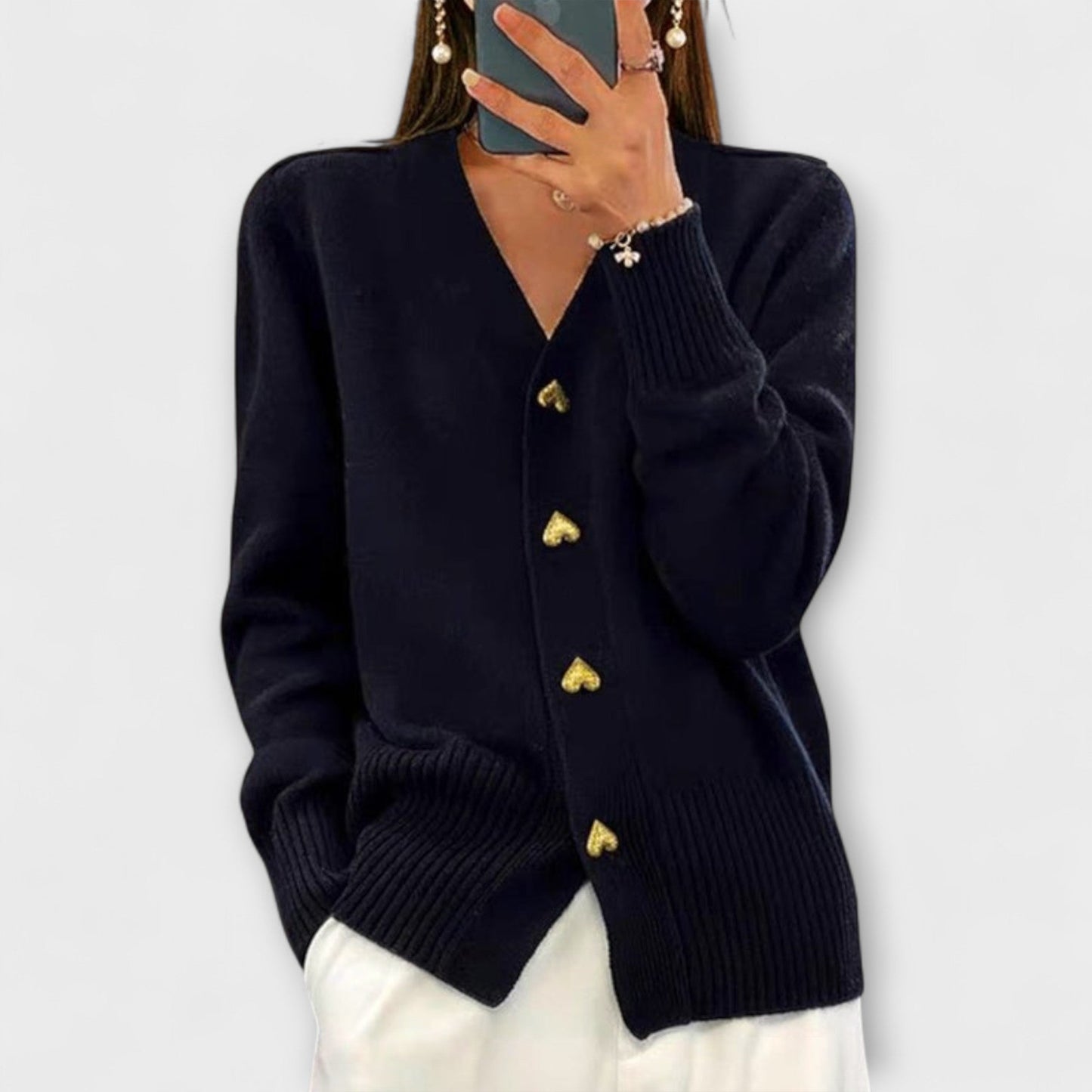 Marij – Women's V-Neck Sweater in Vintage Style
